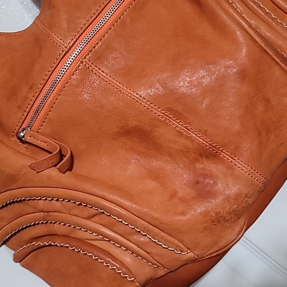 Vintage Roxbury Leather Handbag - Picture 5 of 13